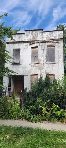 3928 W Fillmore St, Chicago, IL 60624