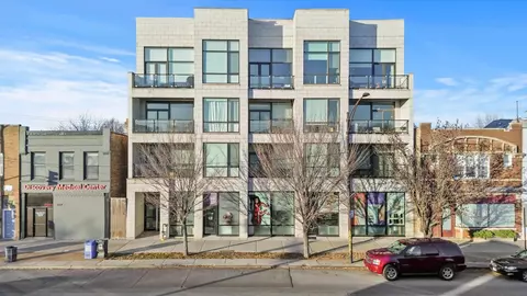 2550 W Fullerton Ave #3E, Chicago, IL 60647