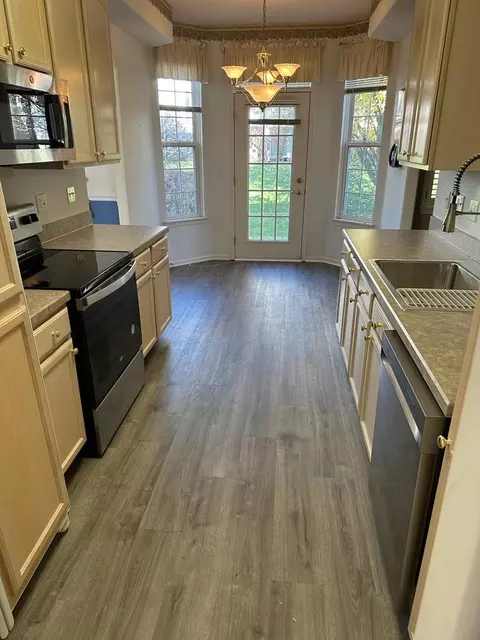 1314 Timberline Dr, Bartlett, IL 60103 photo 14