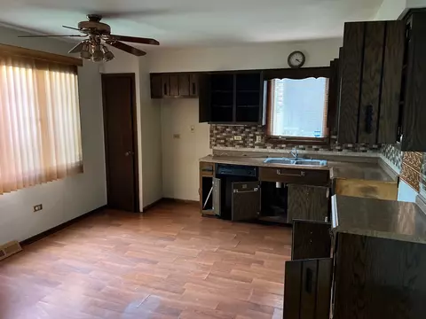 Kitchen - 828 Maple Rd, Flossmoor, IL 60422 photo 1 of 1