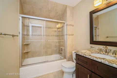 1261 Longacre Ln #1261, Wheeling, IL 60090 photo 11