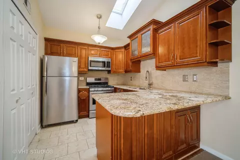 1261 Longacre Ln #1261, Wheeling, IL 60090 photo 6