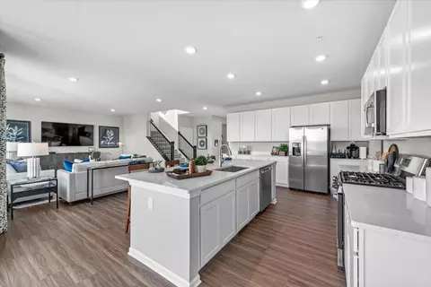 Kitchen - 115 Ellis Rd, Algonquin, IL 60102 photo 1 of 4