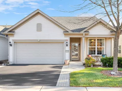 14235 Flagstaff Ct, Huntley, IL 60142
