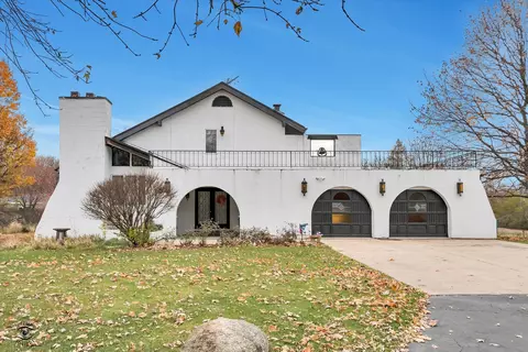 137 Elliot St, Lockport, IL 60441