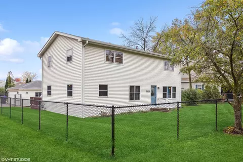 4810 Osage Rd, Wonder Lake, IL 60097
