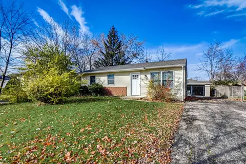 713 Adams St, Bolingbrook, IL 60440