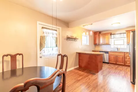 7330 W 57th St, Summit, IL 60501 photo 9