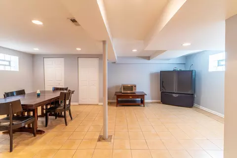 7330 W 57th St, Summit, IL 60501 photo 21