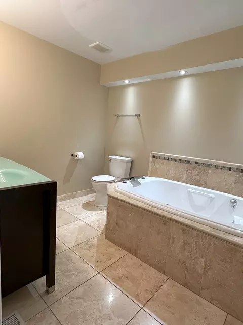 209 E Lake St #G, Addison, IL 60101 photo 11