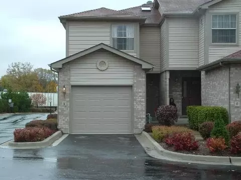 209 E Lake St #G, Addison, IL 60101