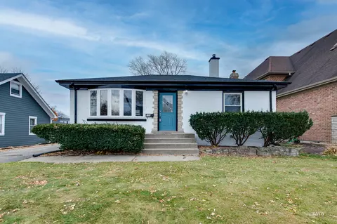 335 Home Ave, Itasca, IL 60143