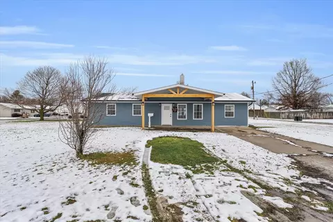 104 Webster St, Fithian, IL 61844 photo 7