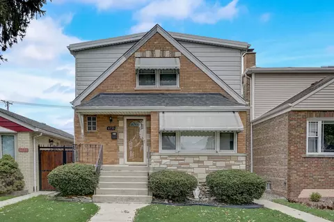 6733 S Tripp Ave, Chicago, IL 60629