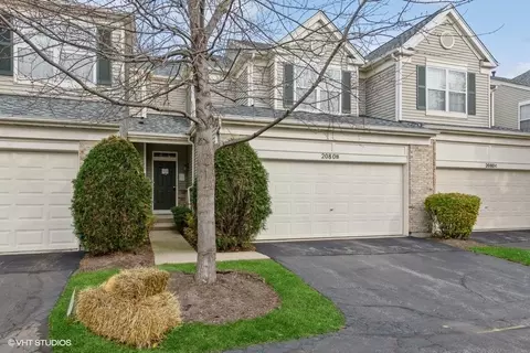 2080 Braeburn Ct #B, Wauconda, IL 60084