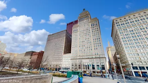 310 S Michigan Ave #1609, Chicago, IL 60604