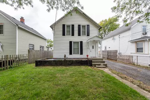 230 S Victory St, Waukegan, IL 60085