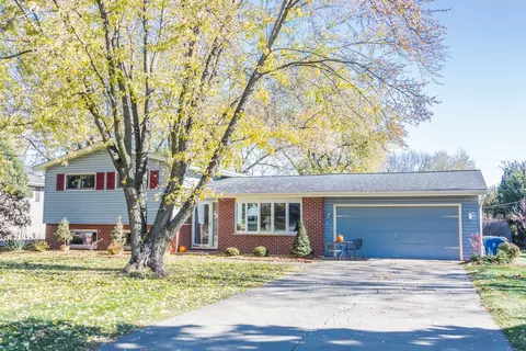 473 Tennyson Rd, Bartlett, IL 60103