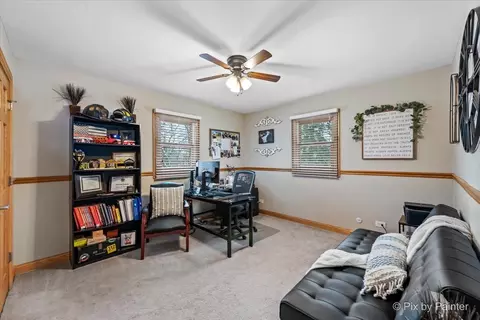 1010 Hayden Dr, Mchenry, IL 60051 photo 39