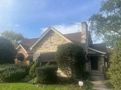 11956 Artesian Ave, Blue Island, IL 60406
