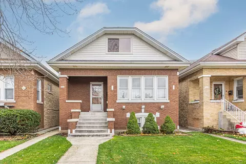 5517 W Henderson St, Chicago, IL 60641