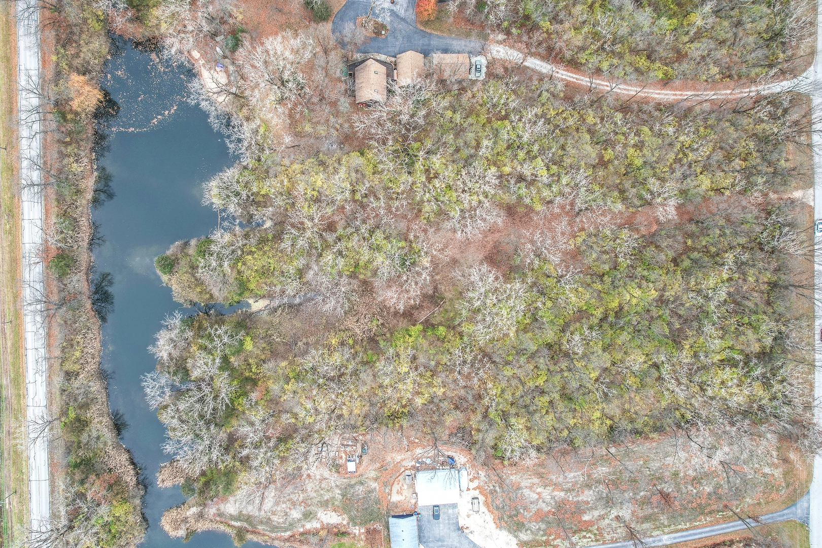 2830 N LINCOLN Lk DR  