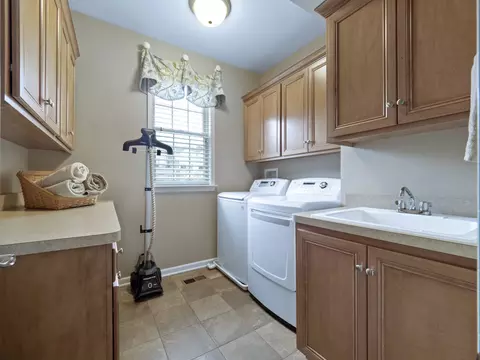 337 E Liberty Dr, Wheaton, IL 60187 photo 32