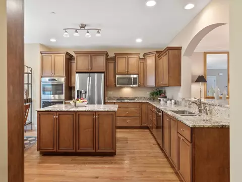337 E Liberty Dr, Wheaton, IL 60187 photo 14
