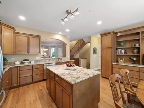 337 E Liberty Dr, Wheaton, IL 60187 photo 17