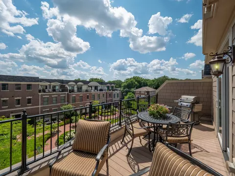 337 E Liberty Dr, Wheaton, IL 60187 photo 41