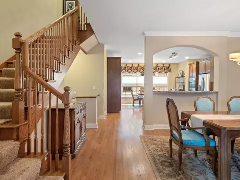 337 E Liberty Dr, Wheaton, IL 60187 photo 12