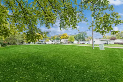 1906 Knoll Ave, Mchenry, IL 60050 photo 18
