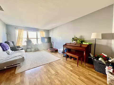 3098 Talon Cir, Aurora, IL 60503 photo 3