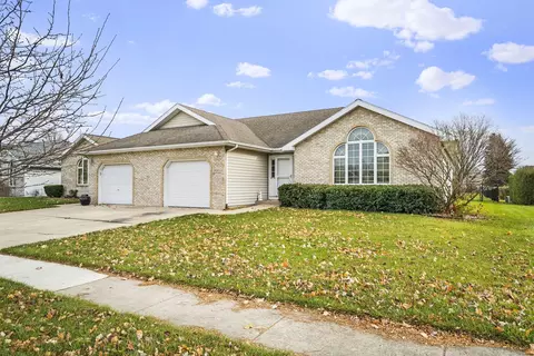1900 Calla Dr #1900, Joliet, IL 60435