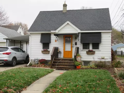 1115 Spruce St, Morris, IL 60450 photo 2