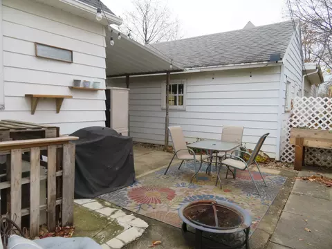1115 Spruce St, Morris, IL 60450 photo 4