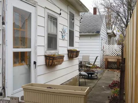 1115 Spruce St, Morris, IL 60450 photo 3