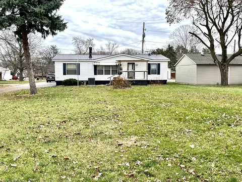 430 12 N Kenosha Ave, Oglesby, IL 61348