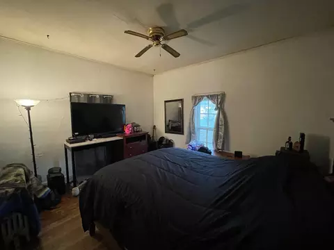 Bedroom - 618 E High St, Monticello, IL 61856 photo 2 of 3