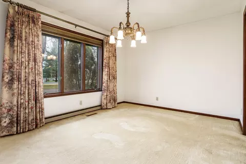 6644 Belvidere Rd, Roscoe, IL 61073 photo 15