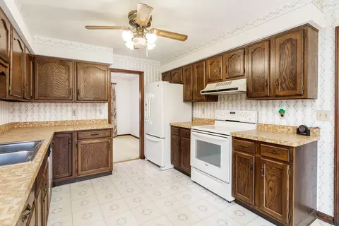 6644 Belvidere Rd, Roscoe, IL 61073 photo 20