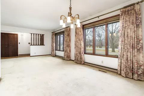 6644 Belvidere Rd, Roscoe, IL 61073 photo 17