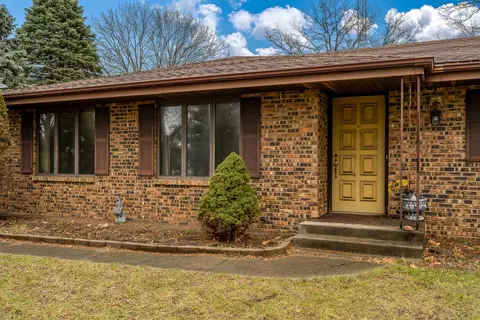 6644 Belvidere Rd, Roscoe, IL 61073 photo 4
