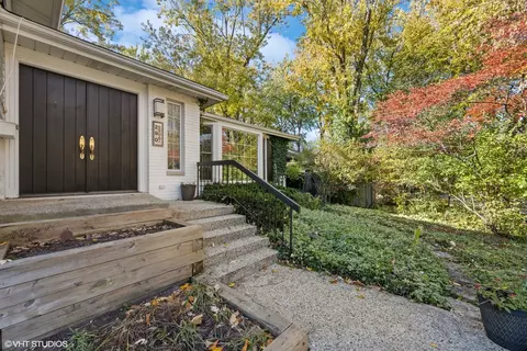 290 Drexel Ln, Glencoe, IL 60022 photo 2