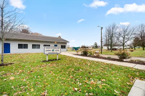 64 E Chestnut Ave, Cortland, IL 60112 photo 22