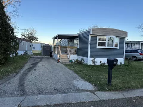 109 Antares Cir, Round Lake, IL 60073