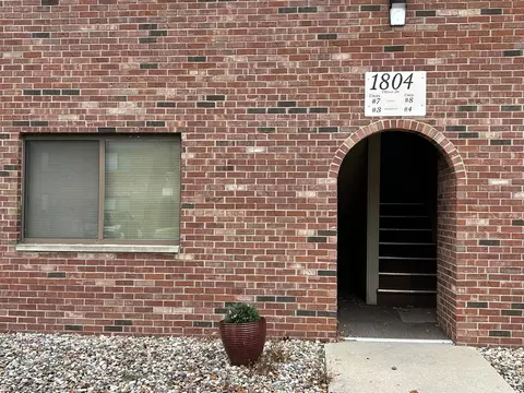 1804 Oliver Dr #3, Urbana, IL 61802