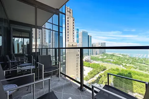 60 E Monroe St #2502, Chicago, IL 60603 photo 2