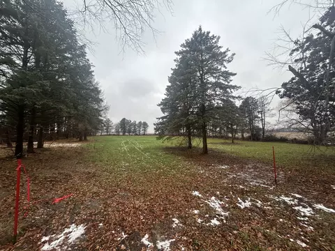 0000 White Oaks Rd, Harvard, IL 60033
