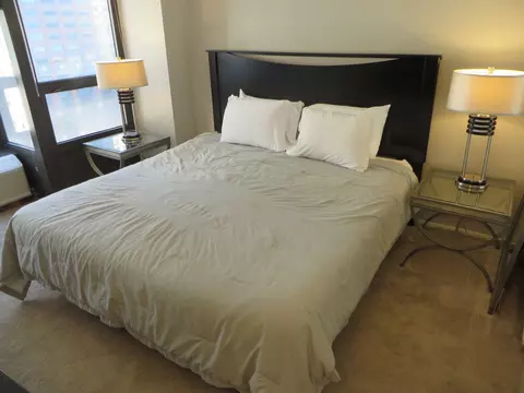 30 E Huron St #910, Chicago, IL 60611 photo 9